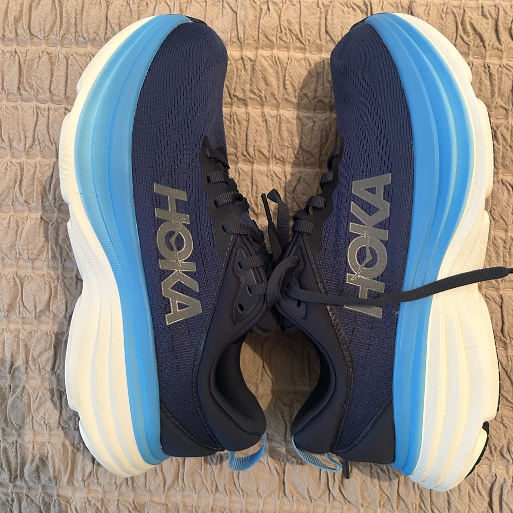 Men's Hoka Bondi size 8.5D